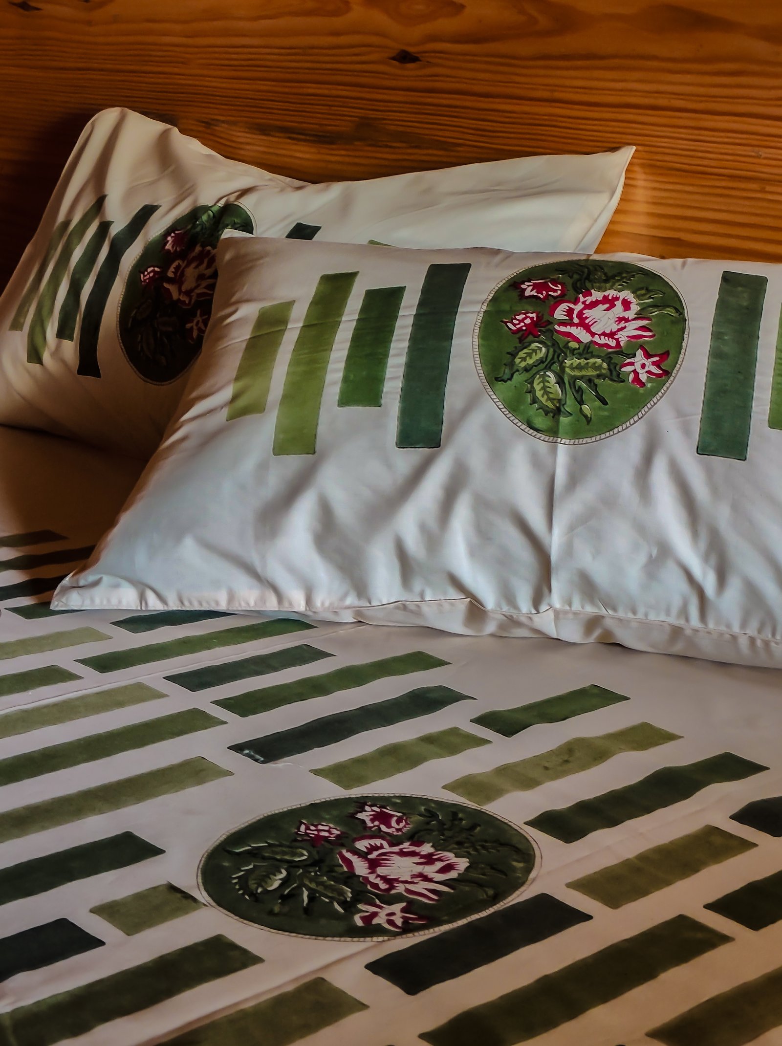 Sthāna bedsheet
